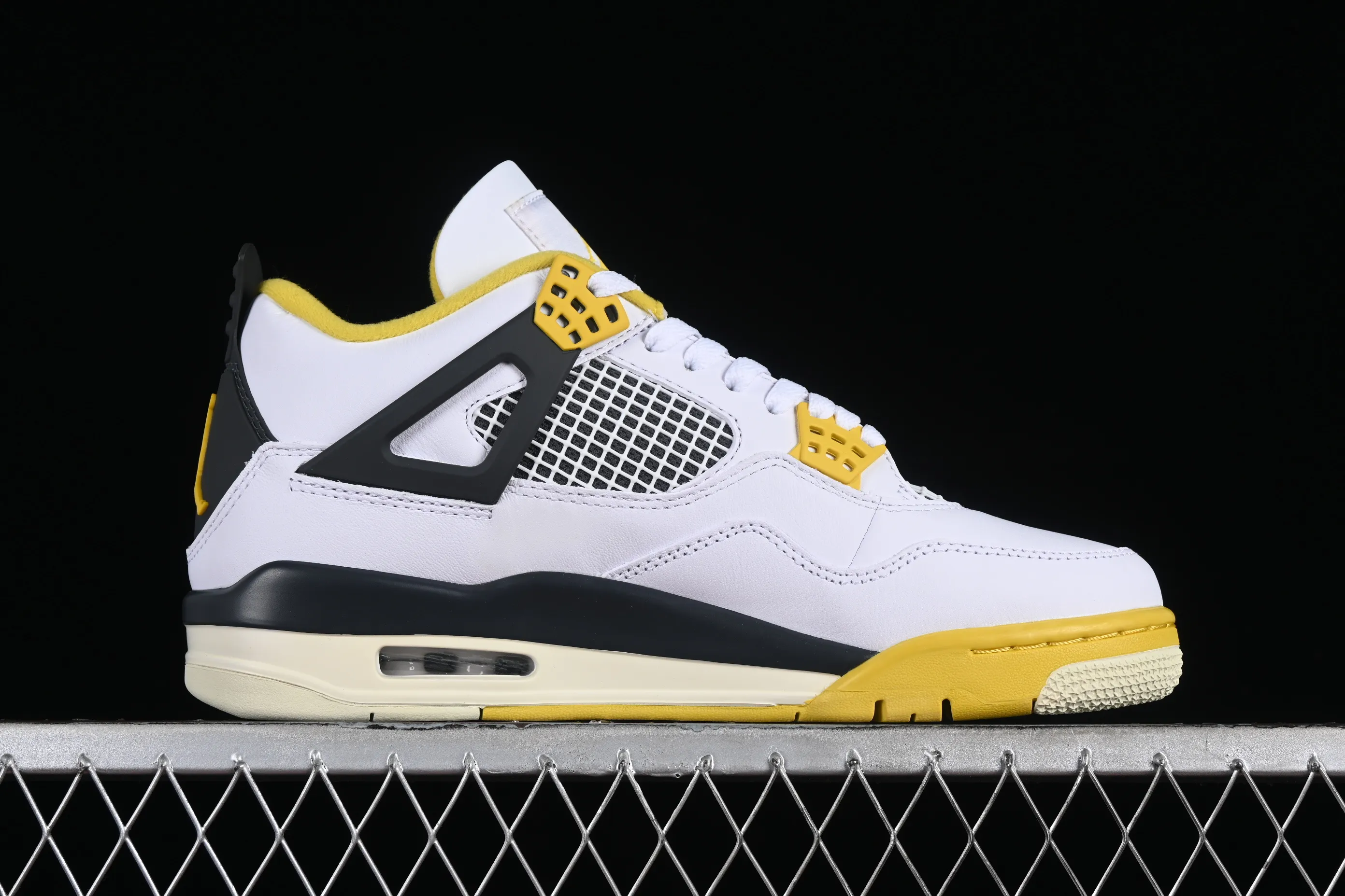 All categories Air Jordan Jordan series basketball shoes Air Jordan 4 OG version Air Jordan 4 Retro "Vivid Sulfur" AJ4 Joe 4 White Thunder AQ9129-101